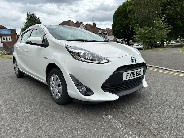 Used Toyota Aqua 2022 for sale - 74822490: Photo 12