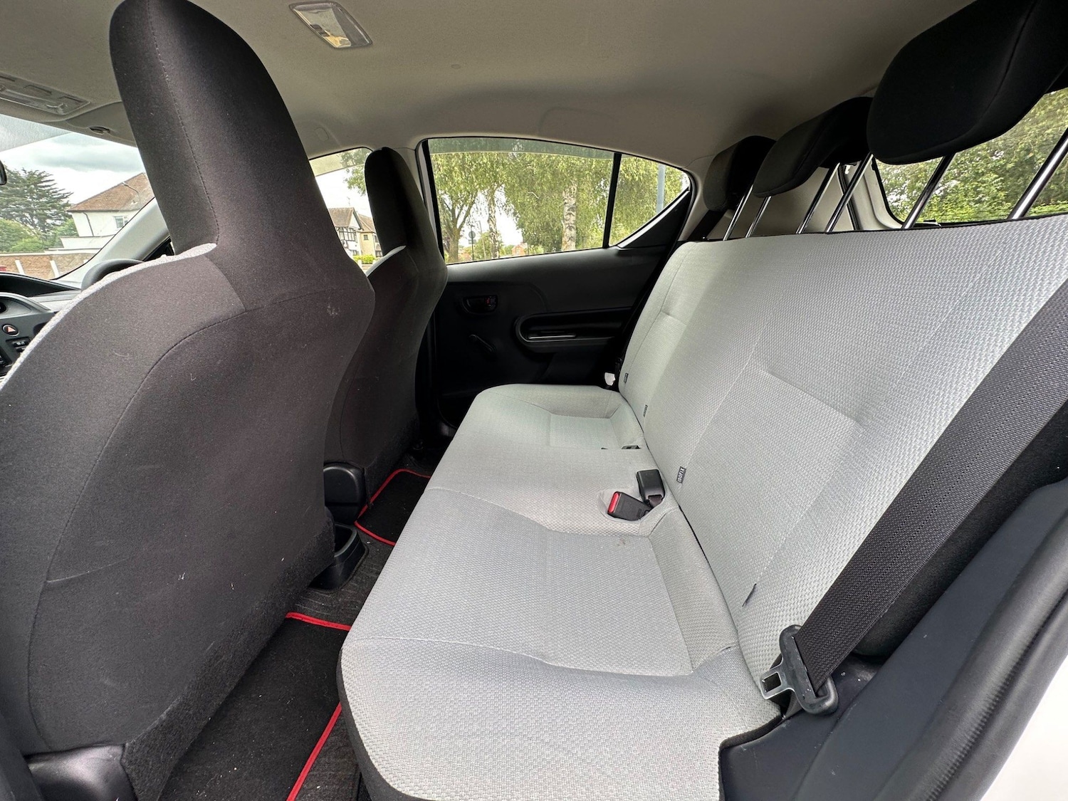 Vehicle 28