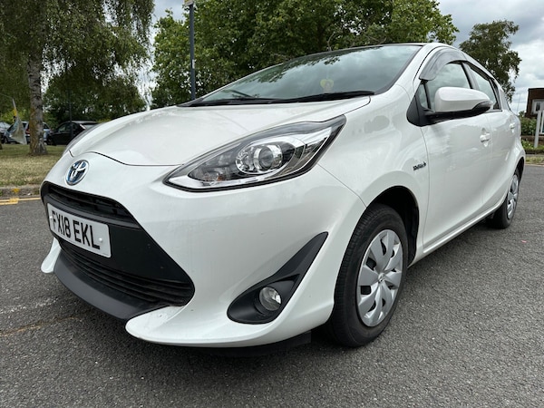 Used Toyota Aqua 2022 for sale - 74822490: Photo 4