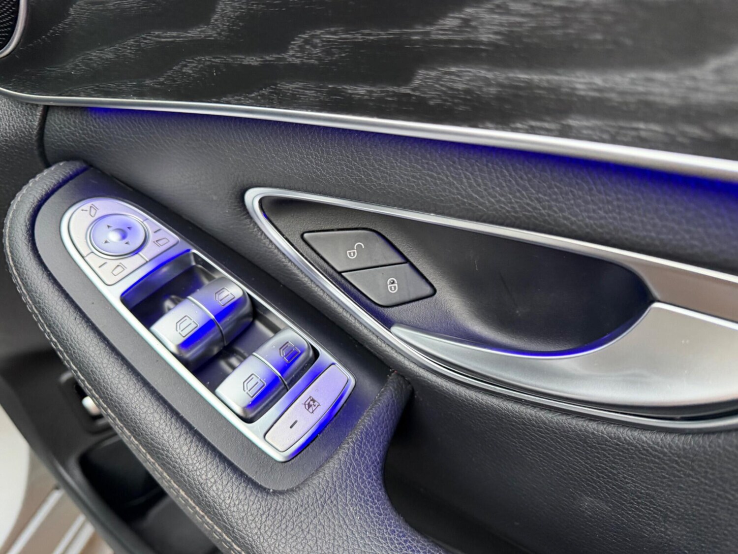 Used Mercedes-Benz C Class 2019 for sale - 77479355: Photo 31