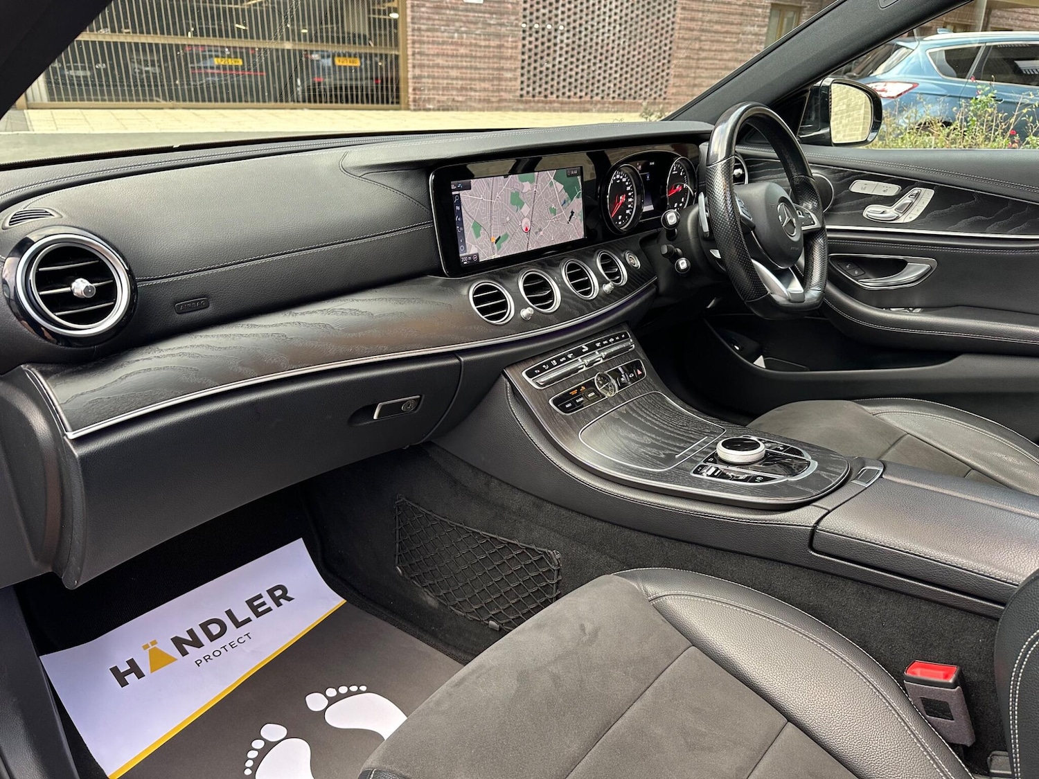 Used Mercedes-Benz E Class 2018 for sale - 76700648: Photo 4