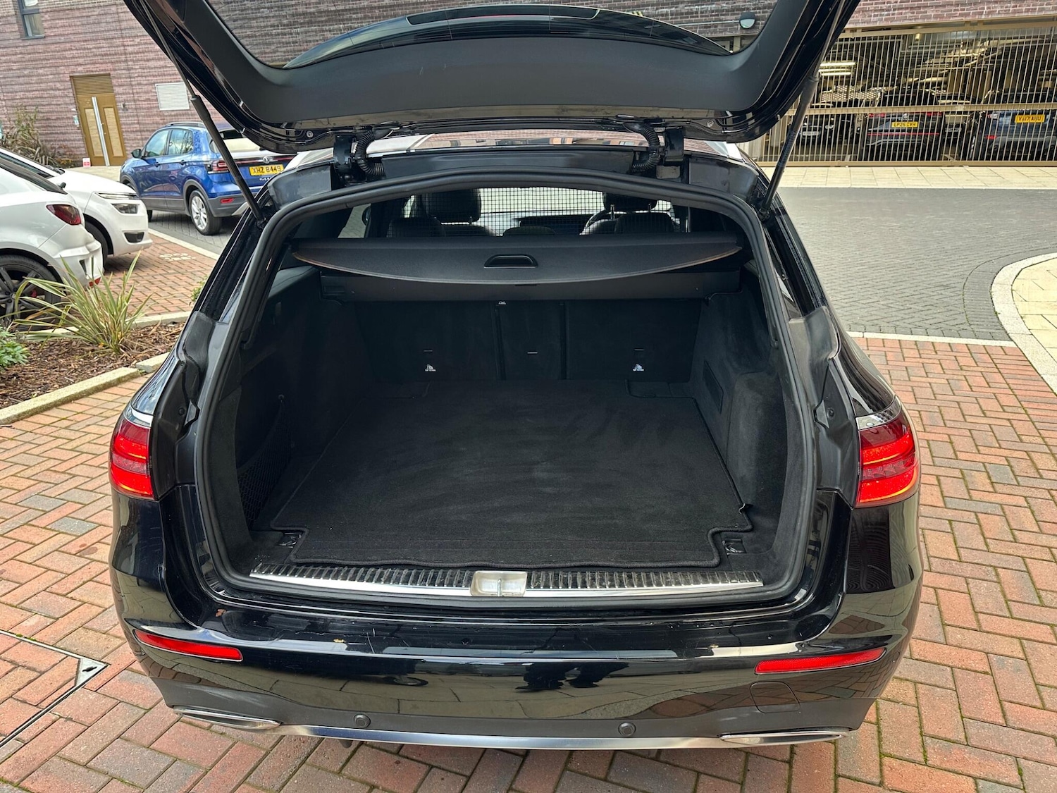 Used Mercedes-Benz E Class 2018 for sale - 76700648: Photo 42