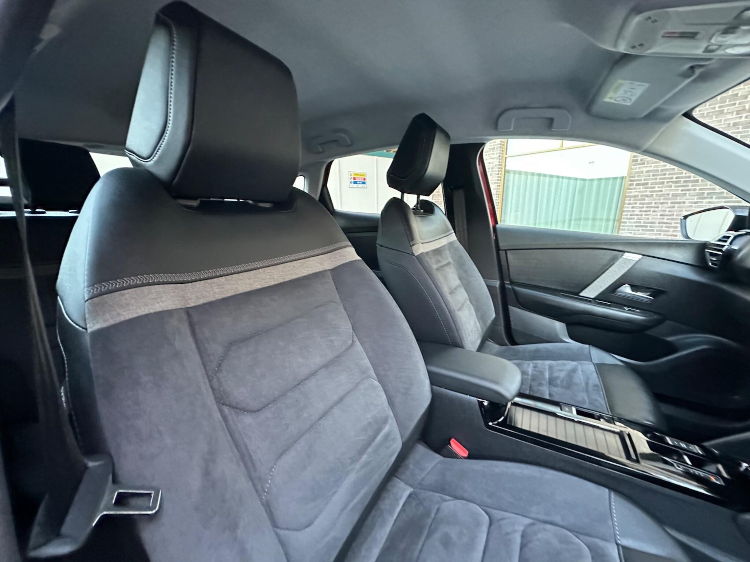 Used Citroen C4 2024 for sale - 76714940: Photo 28