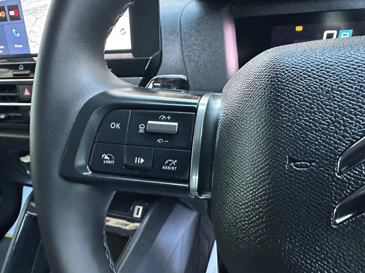 Used Citroen C4 2024 for sale - 76714940: Photo 37