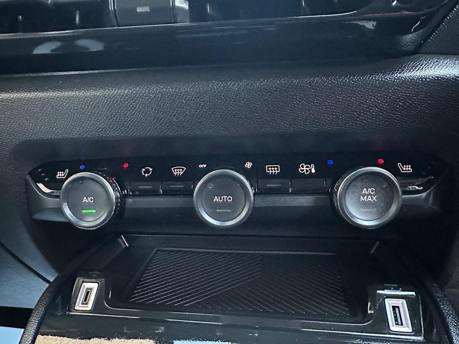 Used Citroen C4 2024 for sale - 76714940: Photo 39