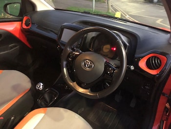 Used Toyota AYGO 2014 for sale - 76099469: Photo 3