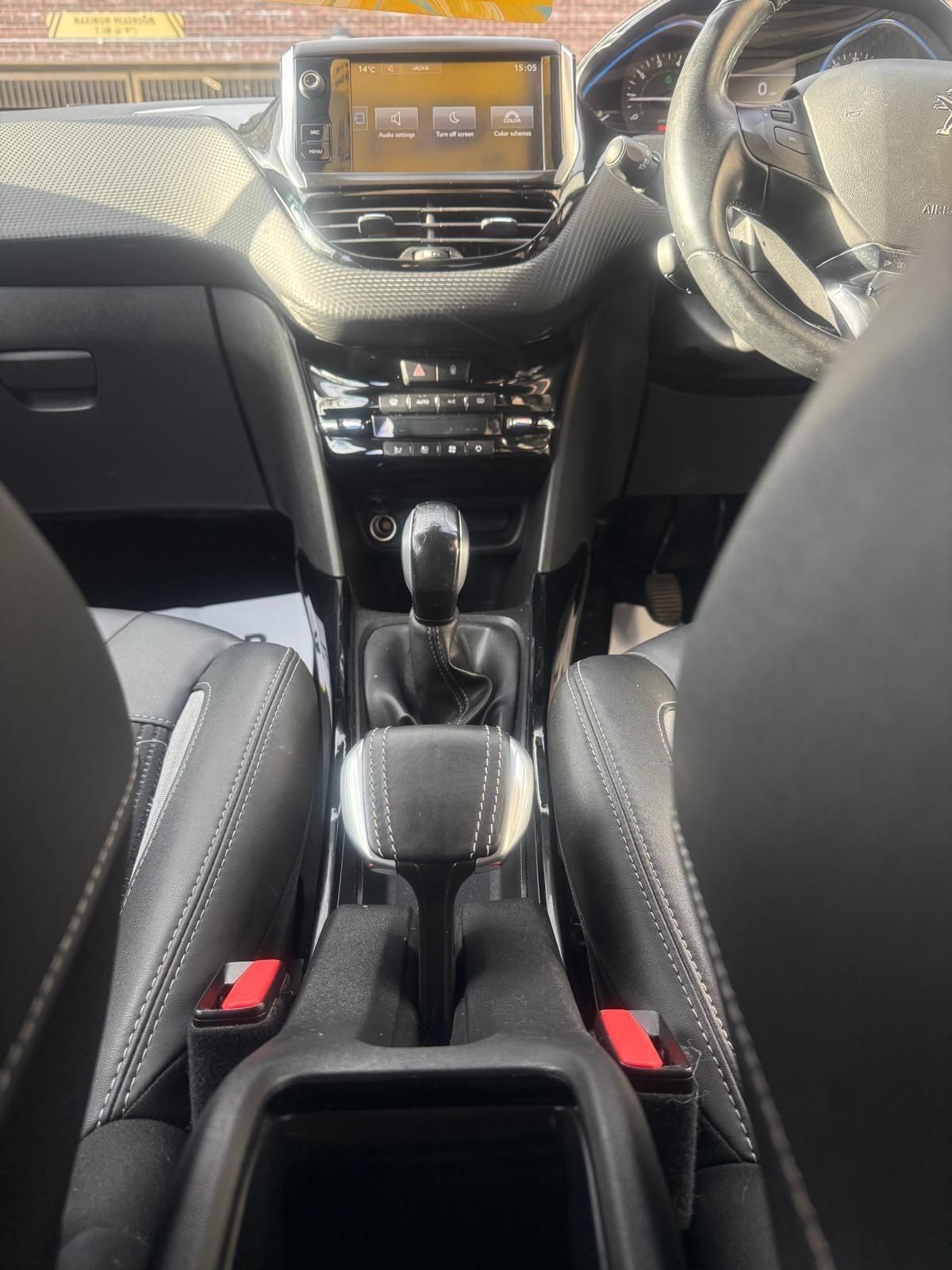 Used Peugeot 2008 2016 for sale - 76513045: Photo 14