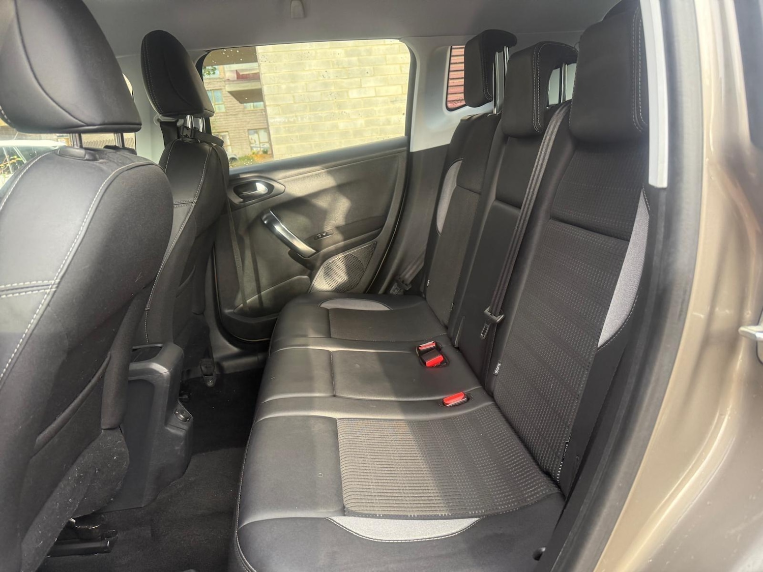 Used Peugeot 2008 2016 for sale - 76513045: Photo 18