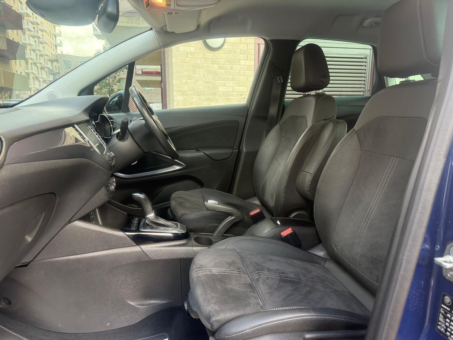 Used Vauxhall Crossland 2022 for sale - 75928249: Photo 22