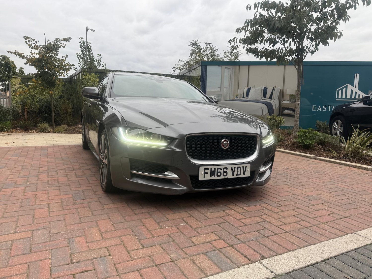 Used Jaguar XE for sale - 76996811: Photo 13