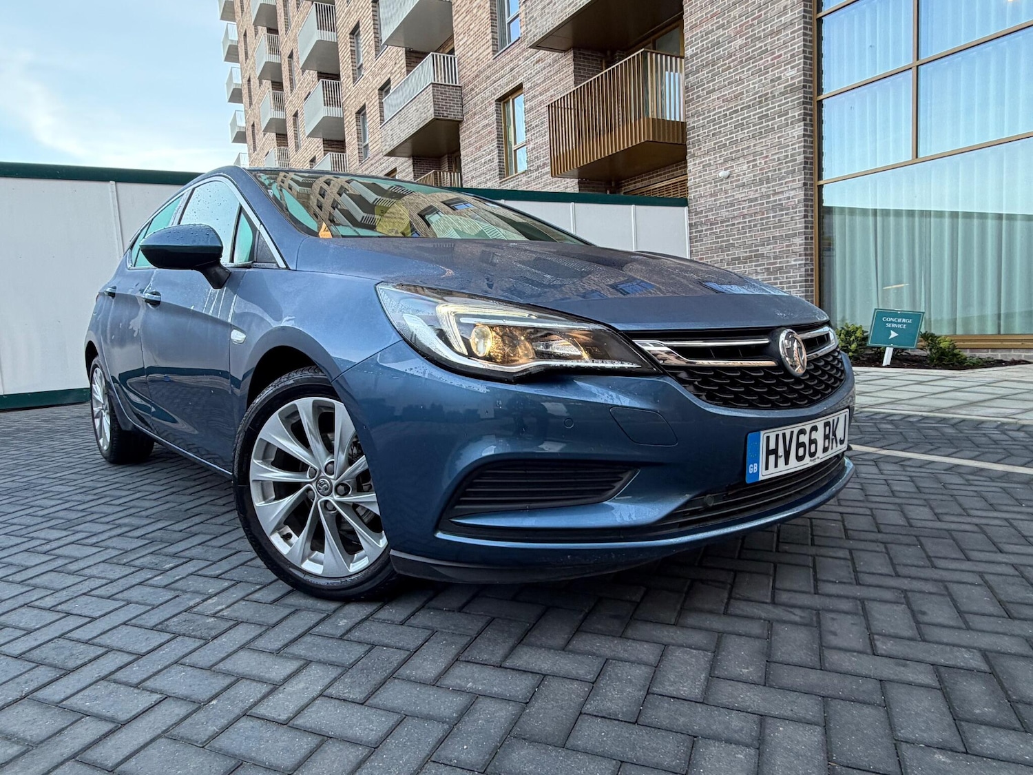 Used Vauxhall Astra 2016 for sale - 76926445: Photo 1