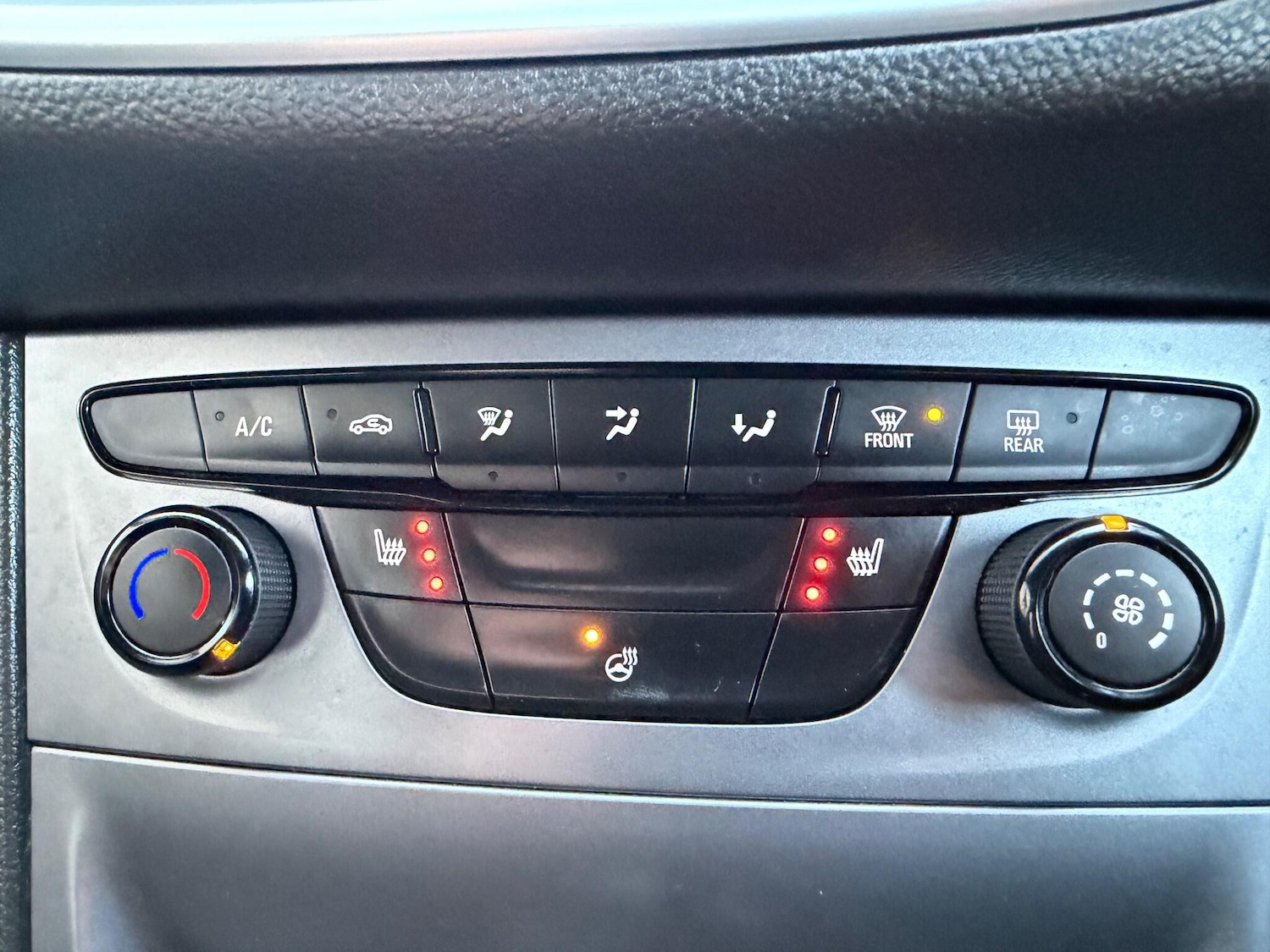 Used Vauxhall Astra 2016 for sale - 76926445: Photo 21