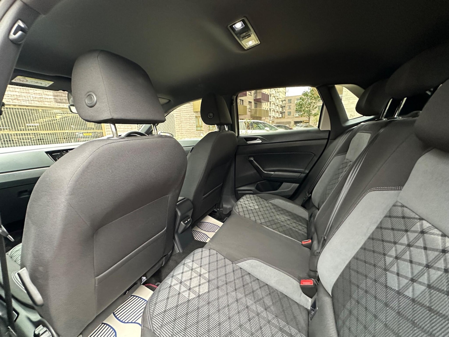 Used Volkswagen Polo 2022 for sale - 76227259: Photo 42