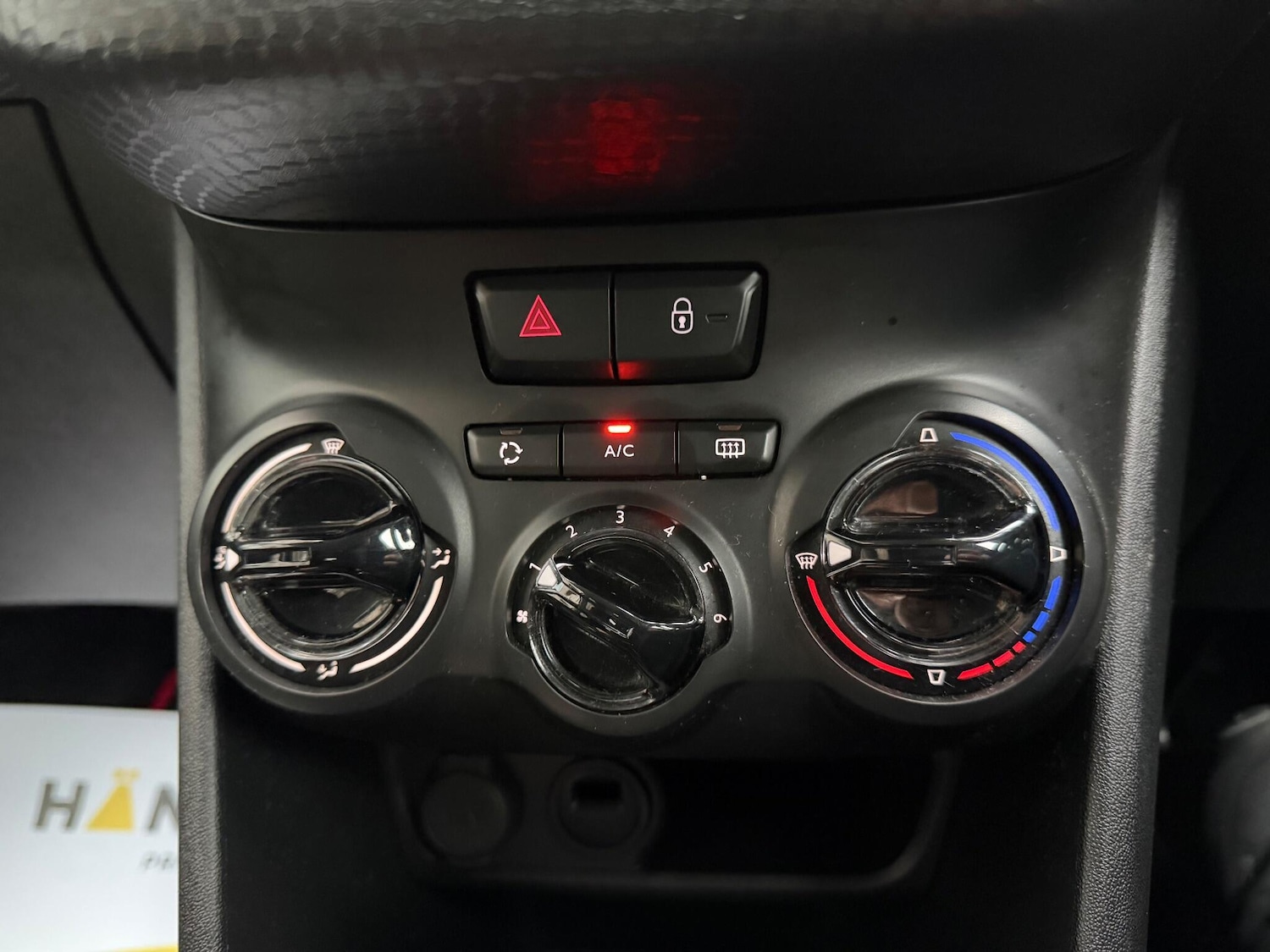 Used Peugeot 208 2019 for sale - 77202829: Photo 27