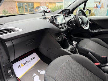 Used Peugeot 208 2019 for sale - 77202829: Photo