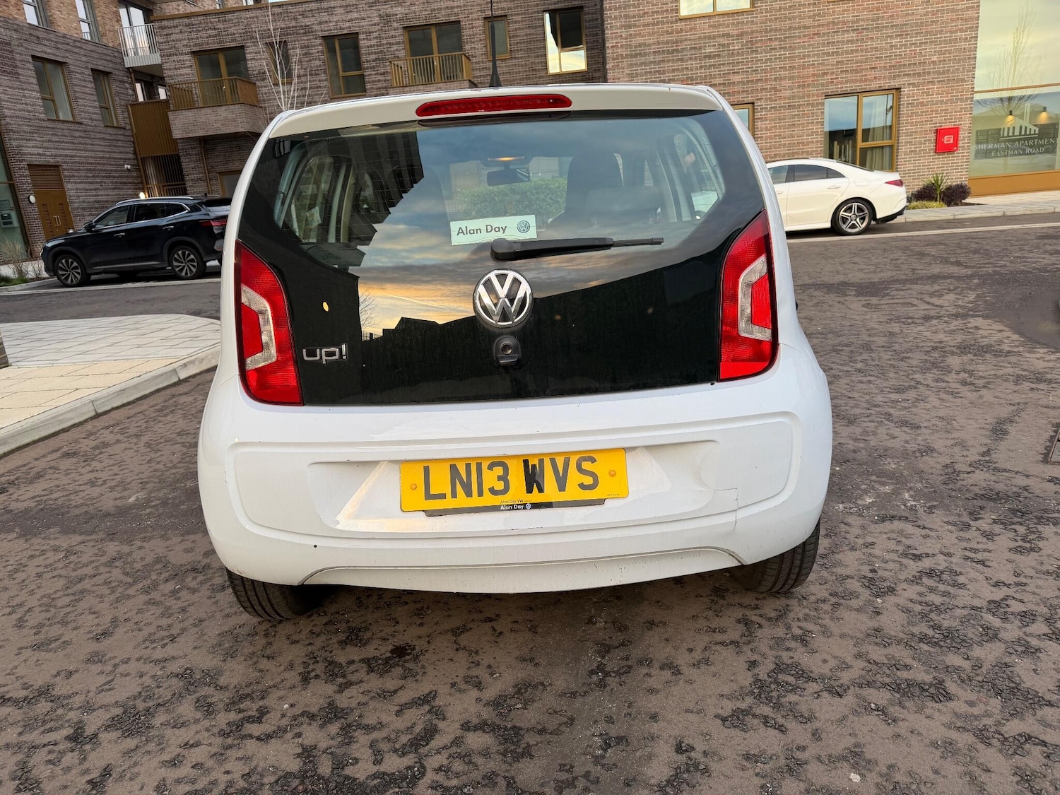 Used Volkswagen up! 2013 for sale - 77242516: Photo 10