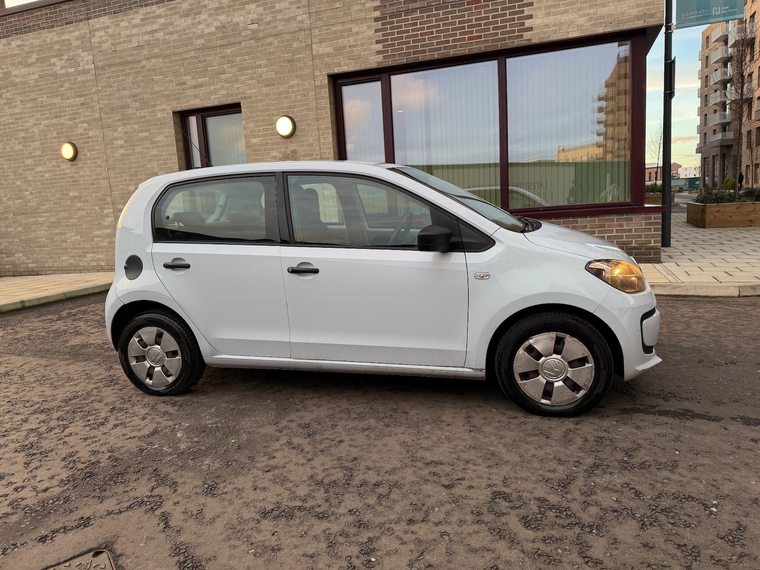 Used Volkswagen up! 2013 for sale - 77242516: Photo 11