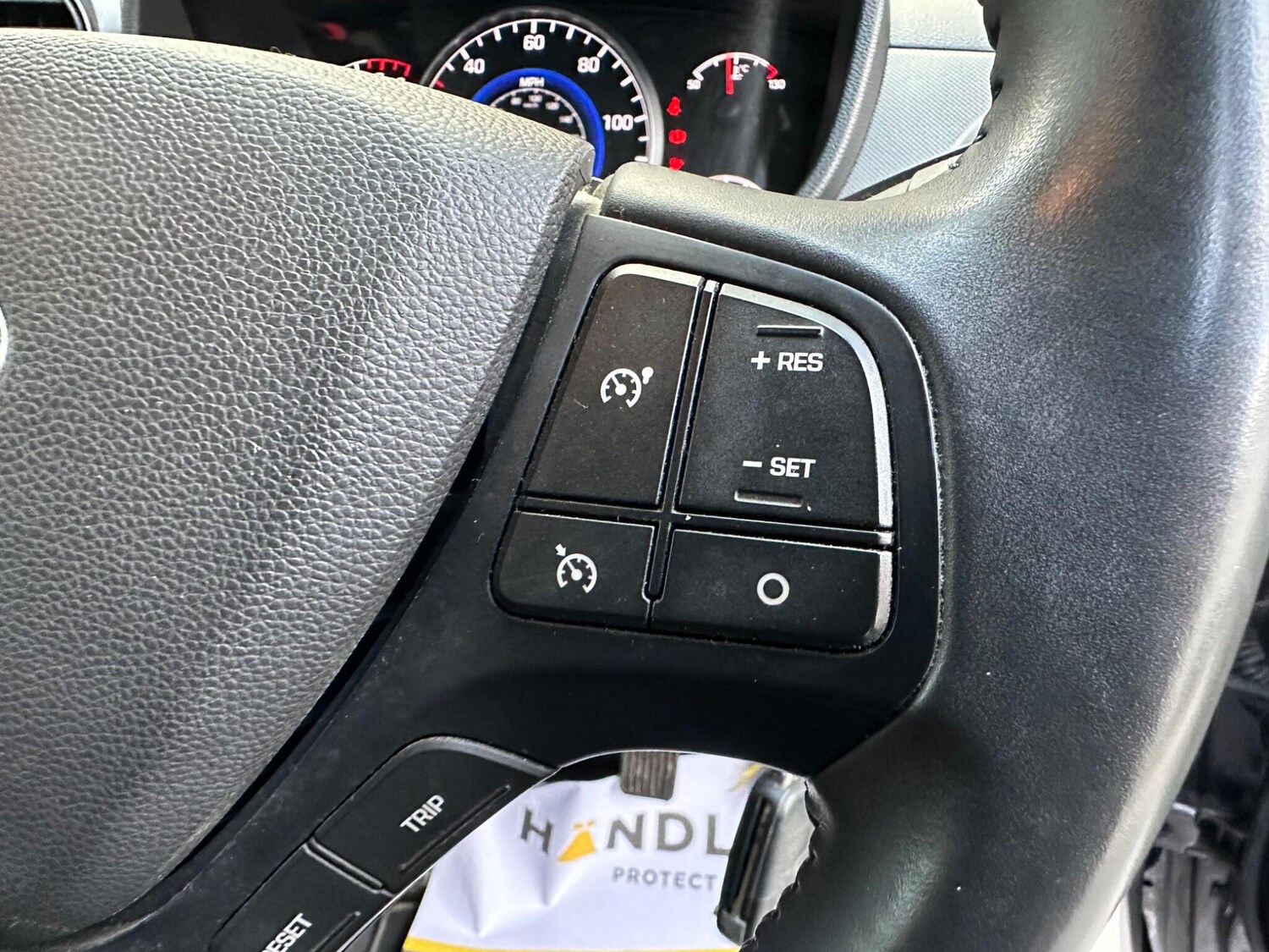 Used Renault Clio for sale - 76671170: Photo 27