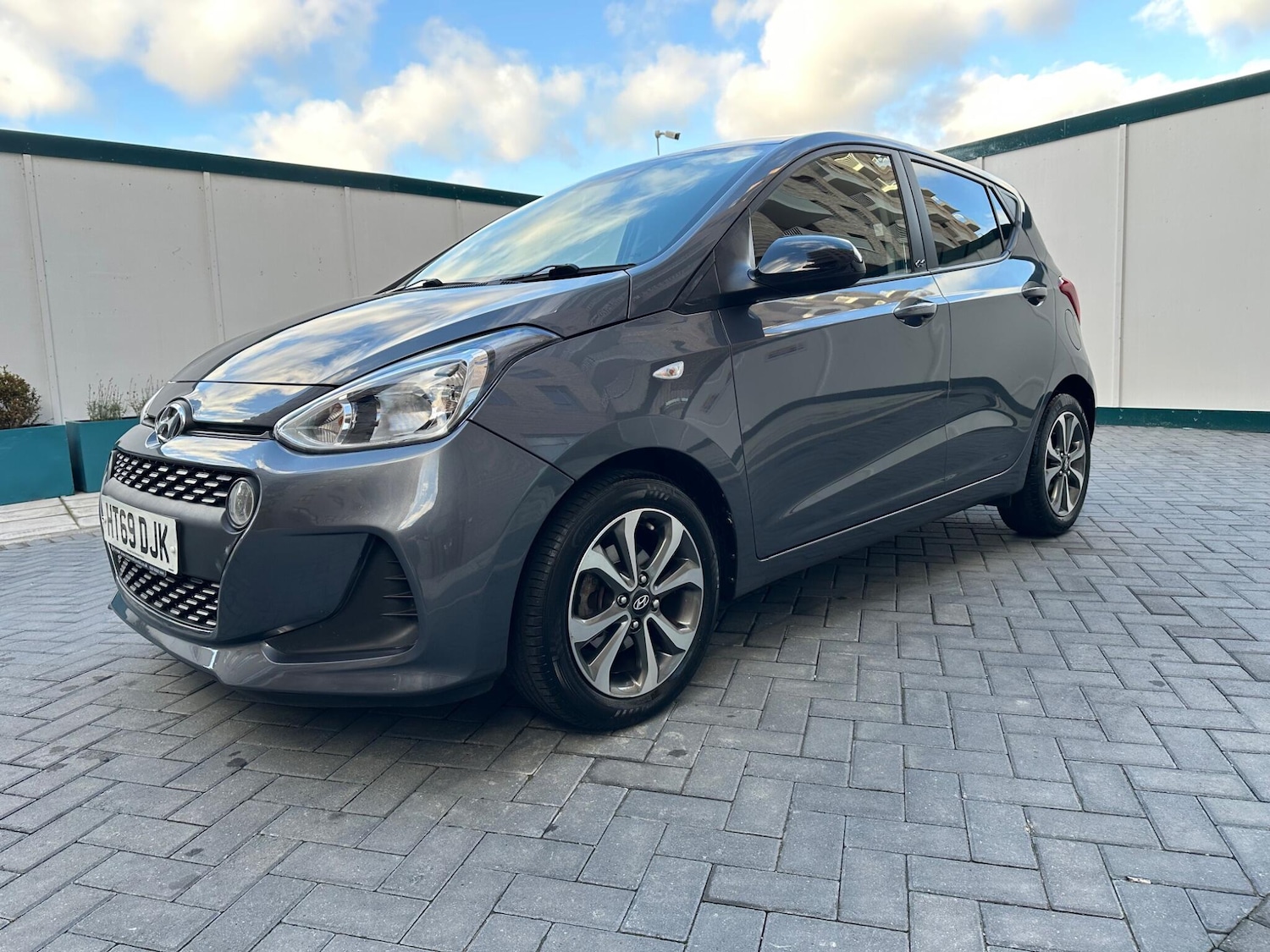 Used Renault Clio for sale - 76671170: Photo 6