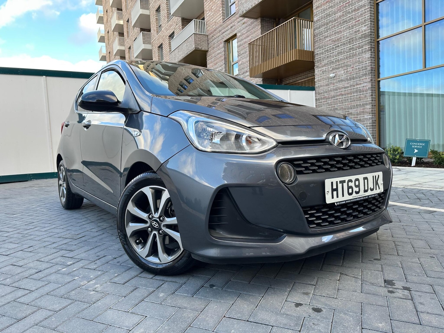 Used Renault Clio for sale - 76671170: Photo 9