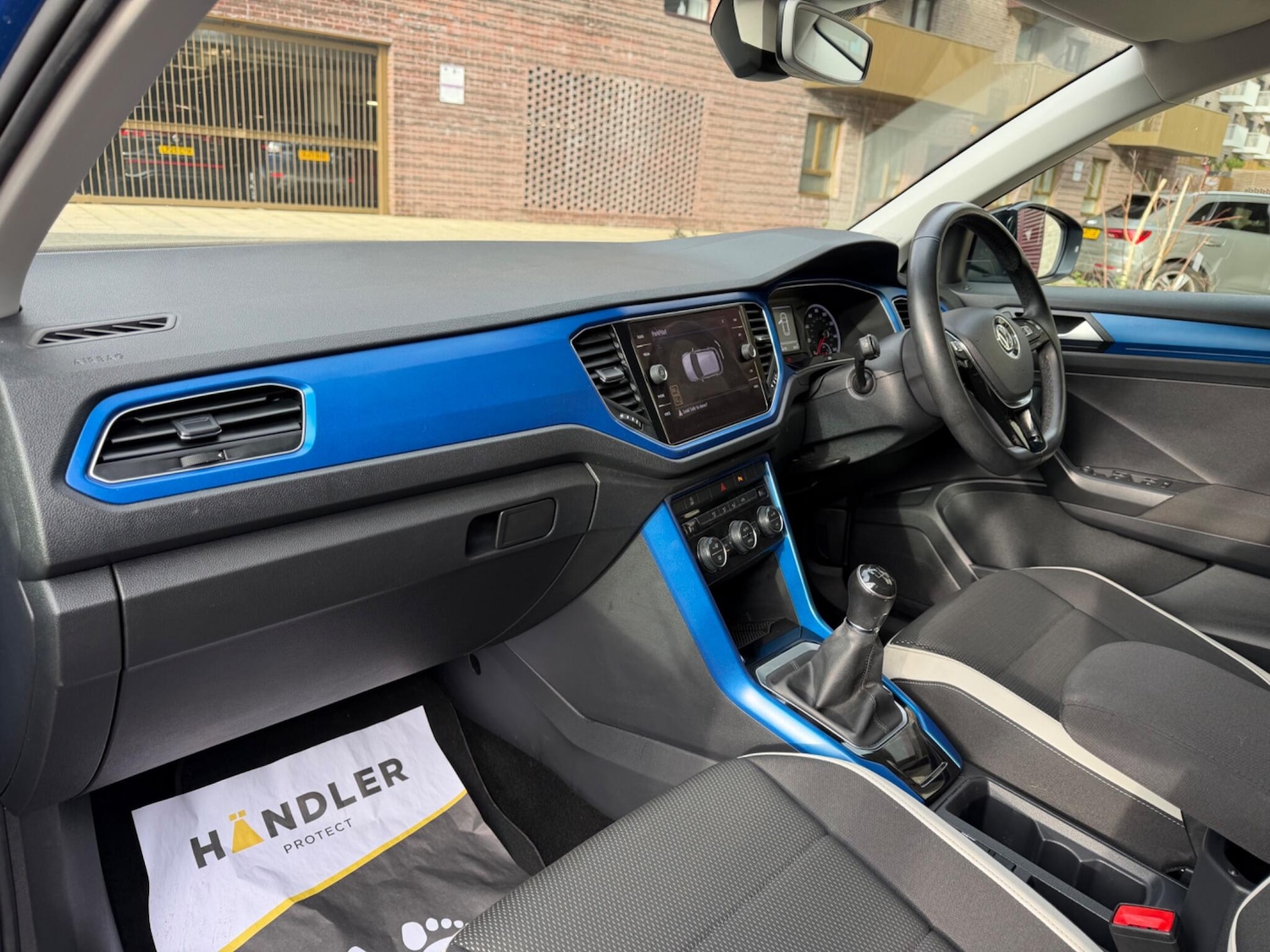 Used Volkswagen T-Roc 2019 for sale - 77344318: Photo 22