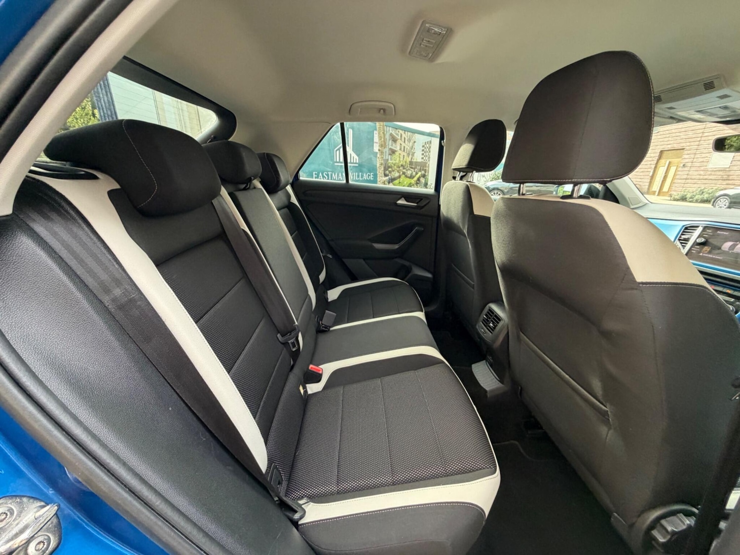 Used Volkswagen T-Roc 2019 for sale - 77344318: Photo 25