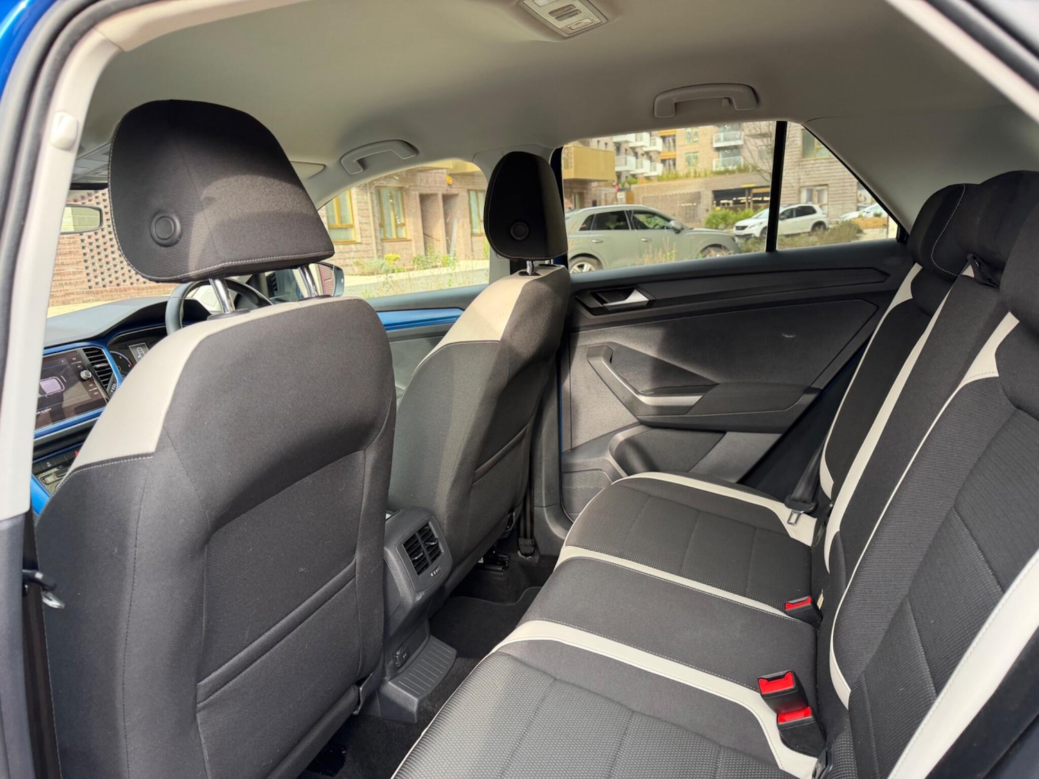 Used Volkswagen T-Roc 2019 for sale - 77344318: Photo 27