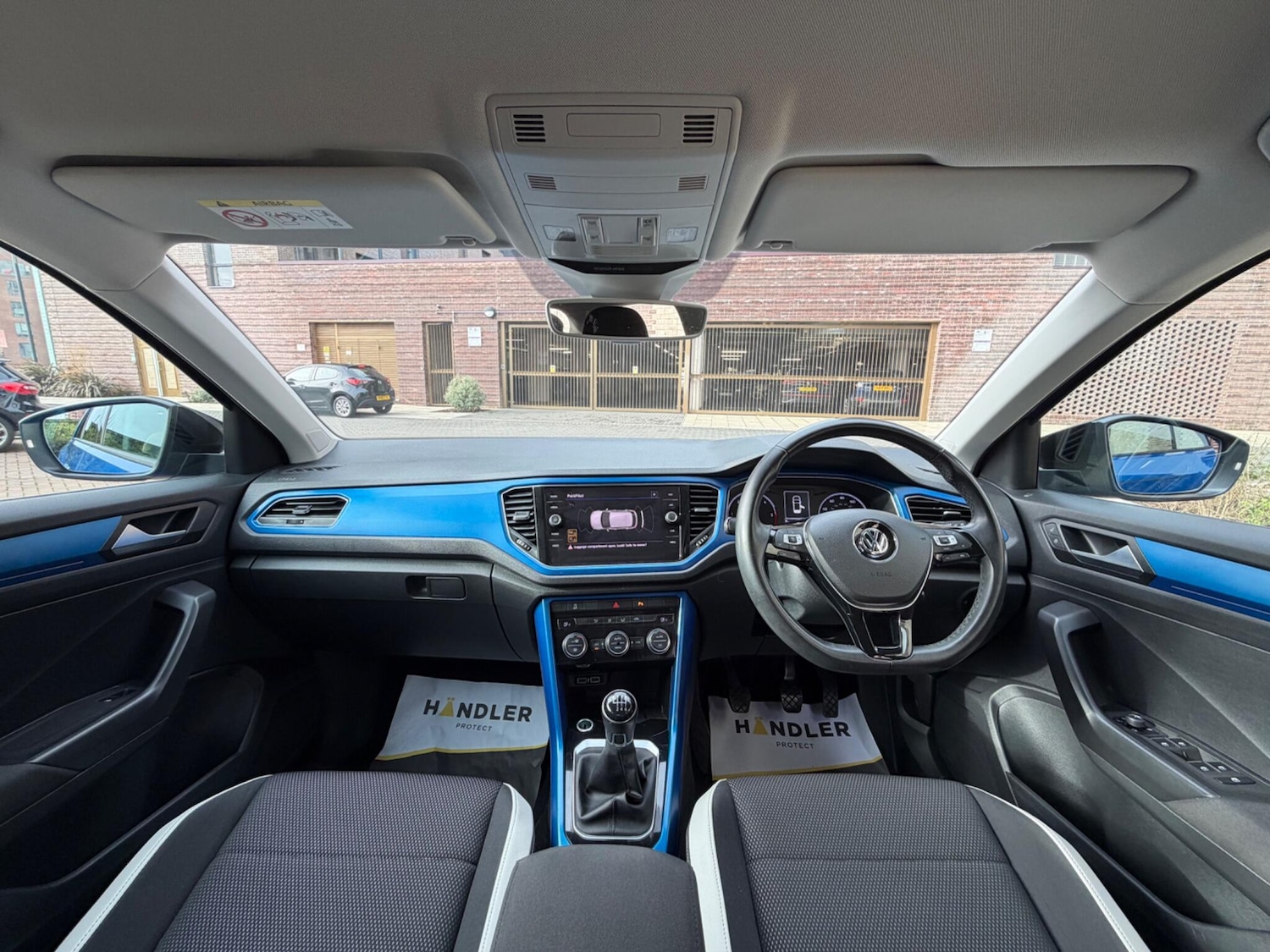 Used Volkswagen T-Roc 2019 for sale - 77344318: Photo 3