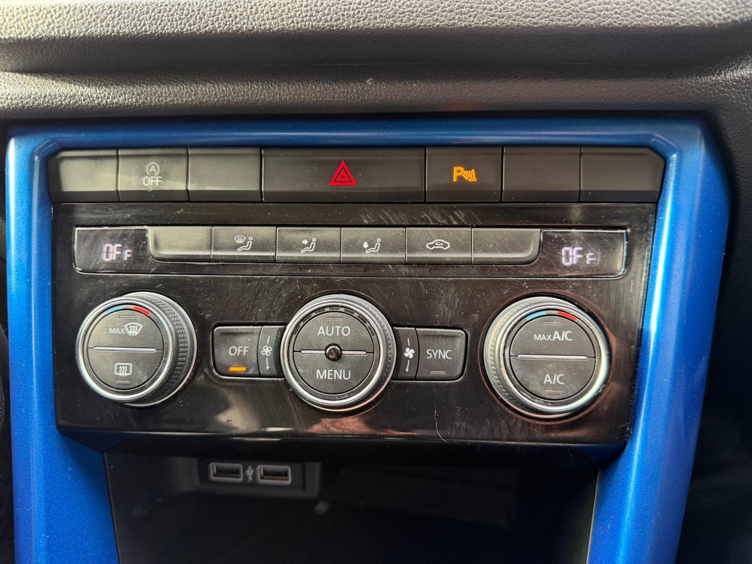 Used Volkswagen T-Roc 2019 for sale - 77344318: Photo 33