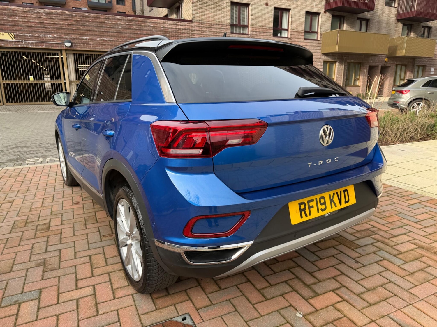 Used Volkswagen T-Roc 2019 for sale - 77344318: Photo 8