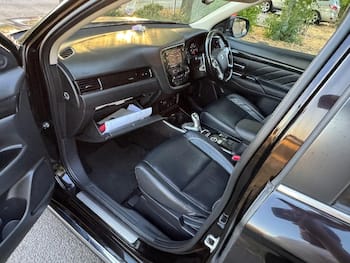 Used Mitsubishi Outlander 2017 for sale - 79793370: Photo