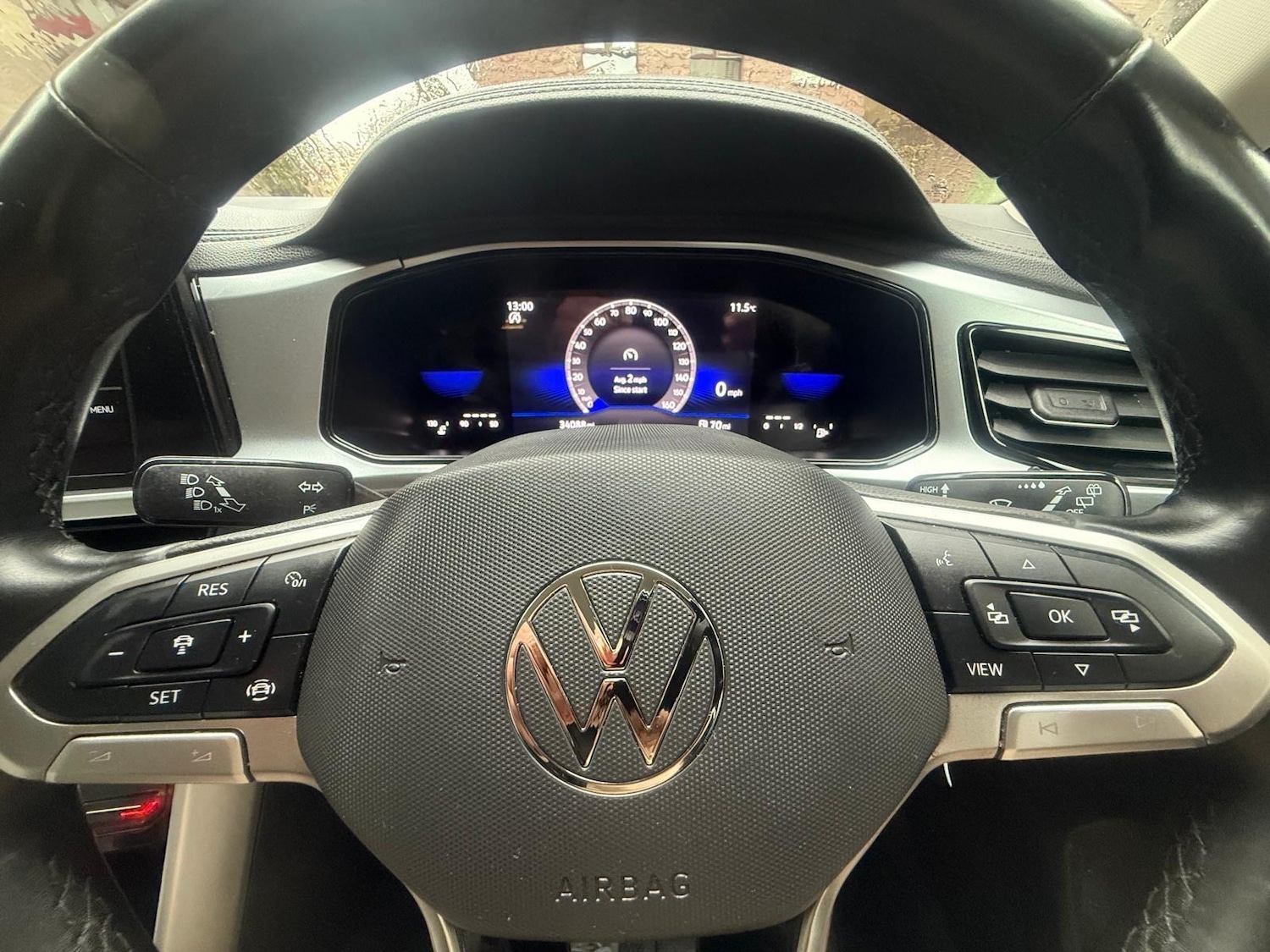 Used Volkswagen T-Roc 2023 for sale - 76409621: Photo 23