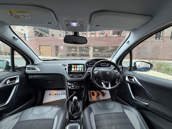 Used Peugeot 2008 2018 for sale - 76865673: Photo