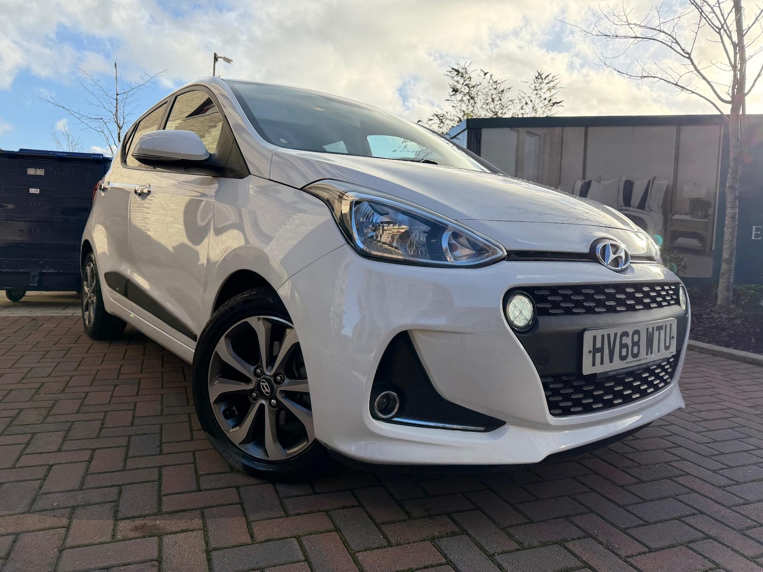 Used Hyundai i10 2018 for sale - 76887236: Photo 7
