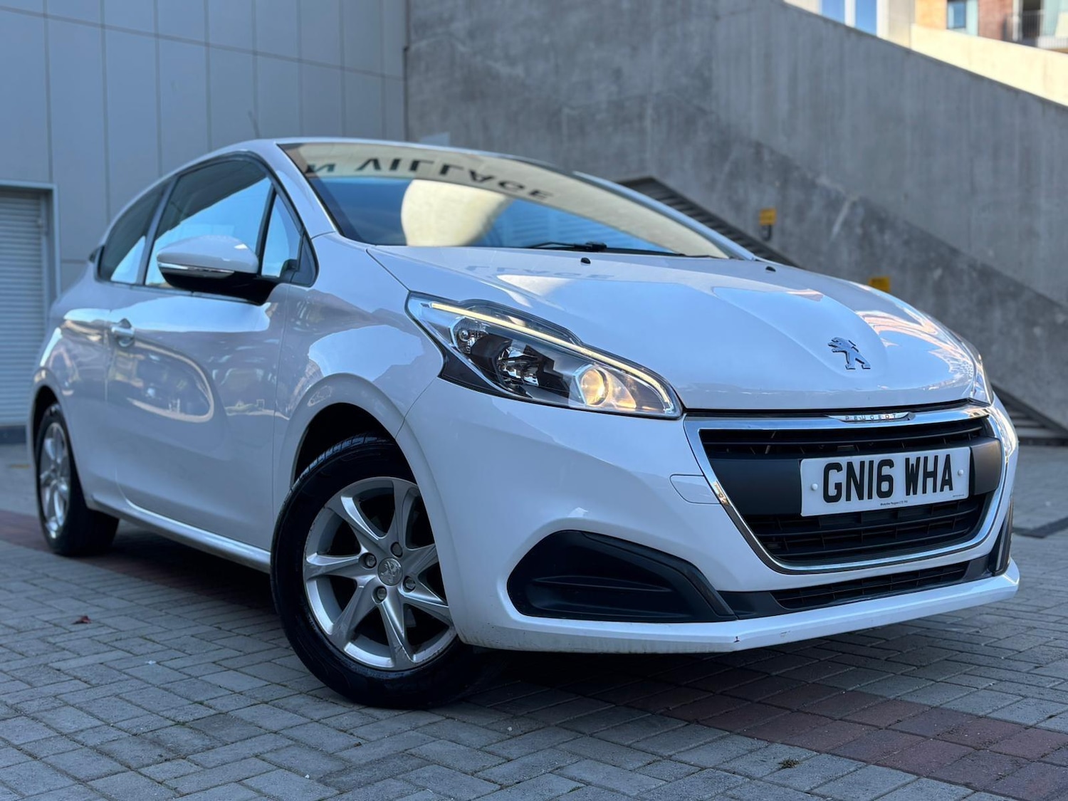 Used Peugeot 208 2016 for sale - 78157855: Photo 1