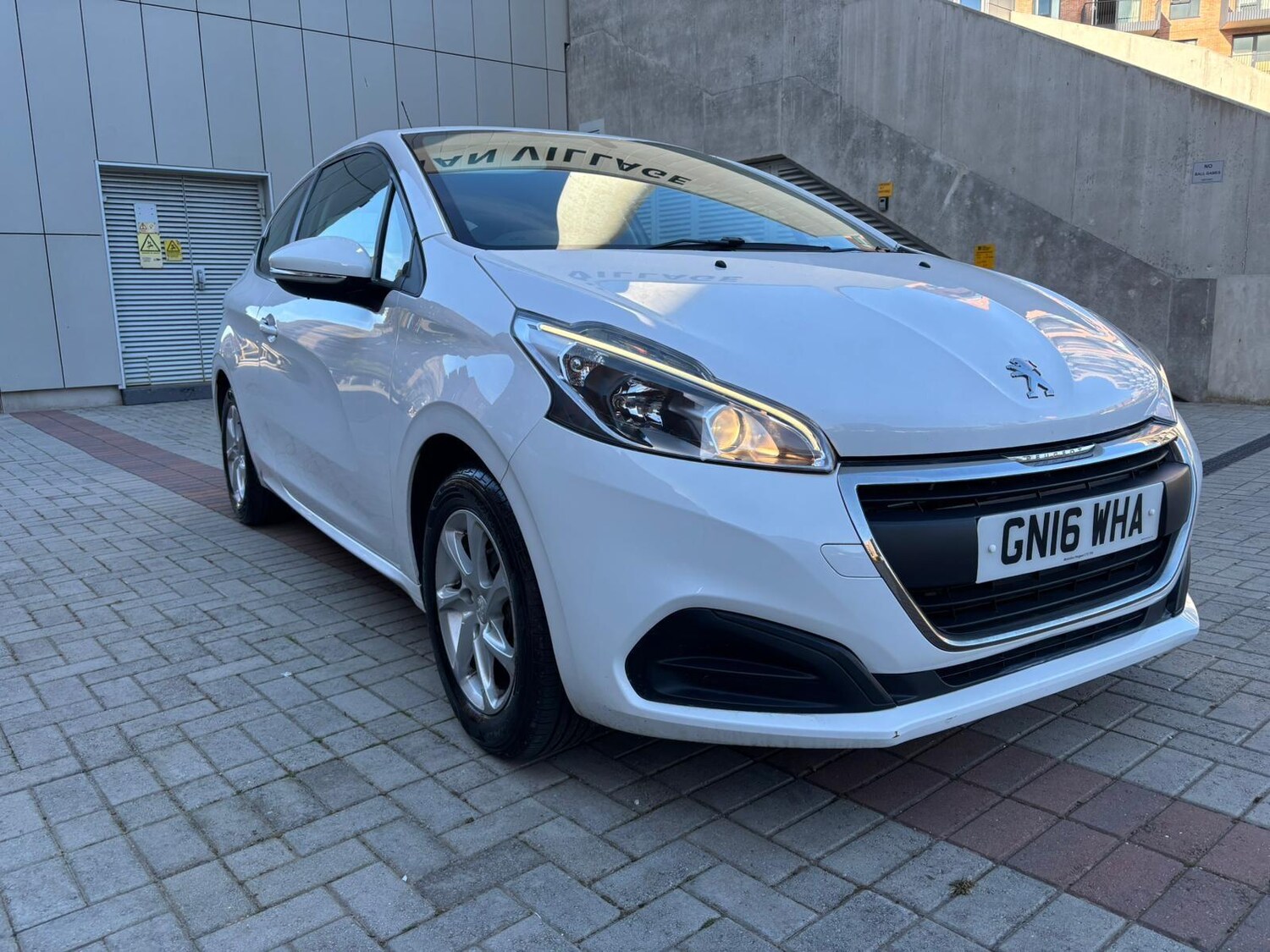 Used Peugeot 208 2016 for sale - 78157855: Photo 13