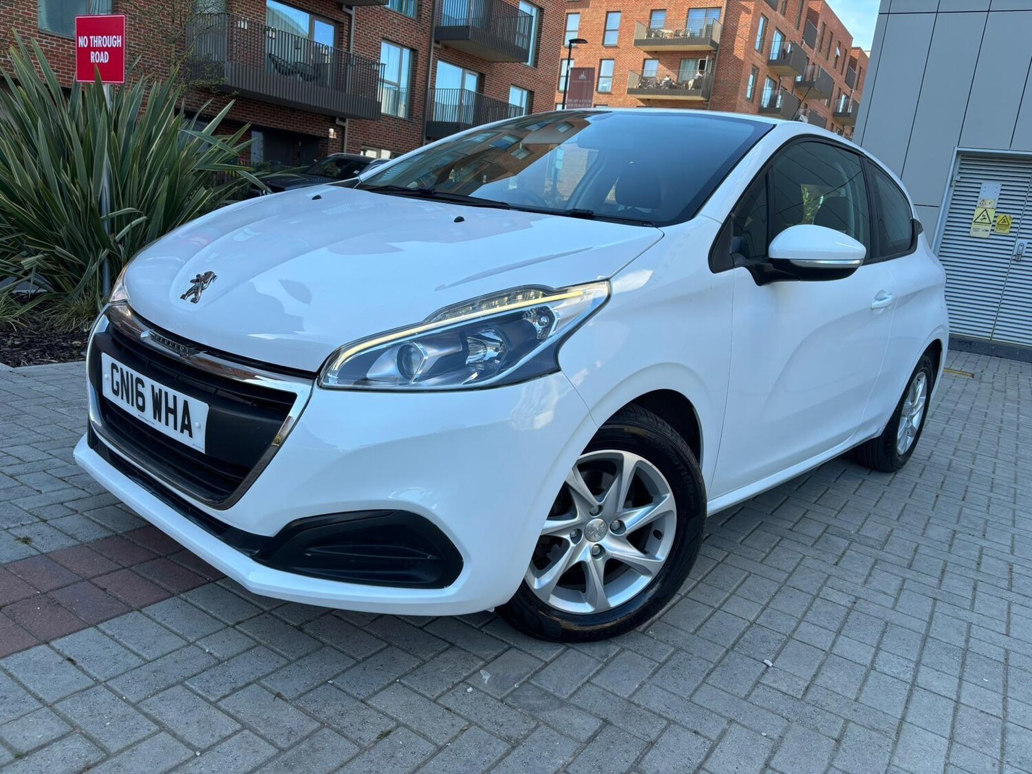 Used Peugeot 208 2016 for sale - 78157855: Photo 17