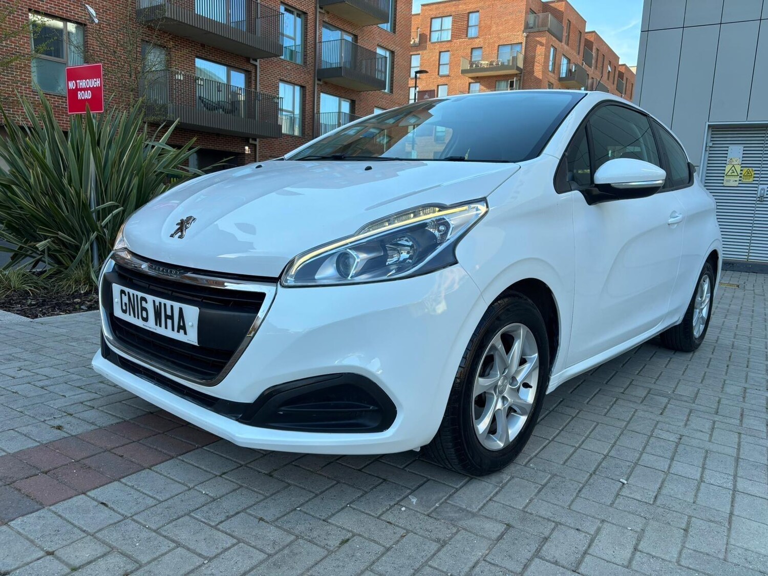 Used Peugeot 208 2016 for sale - 78157855: Photo 21