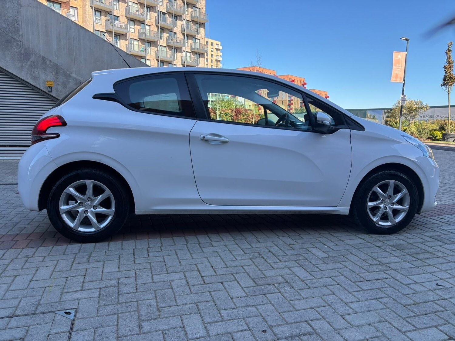 Used Peugeot 208 2016 for sale - 78157855: Photo 26