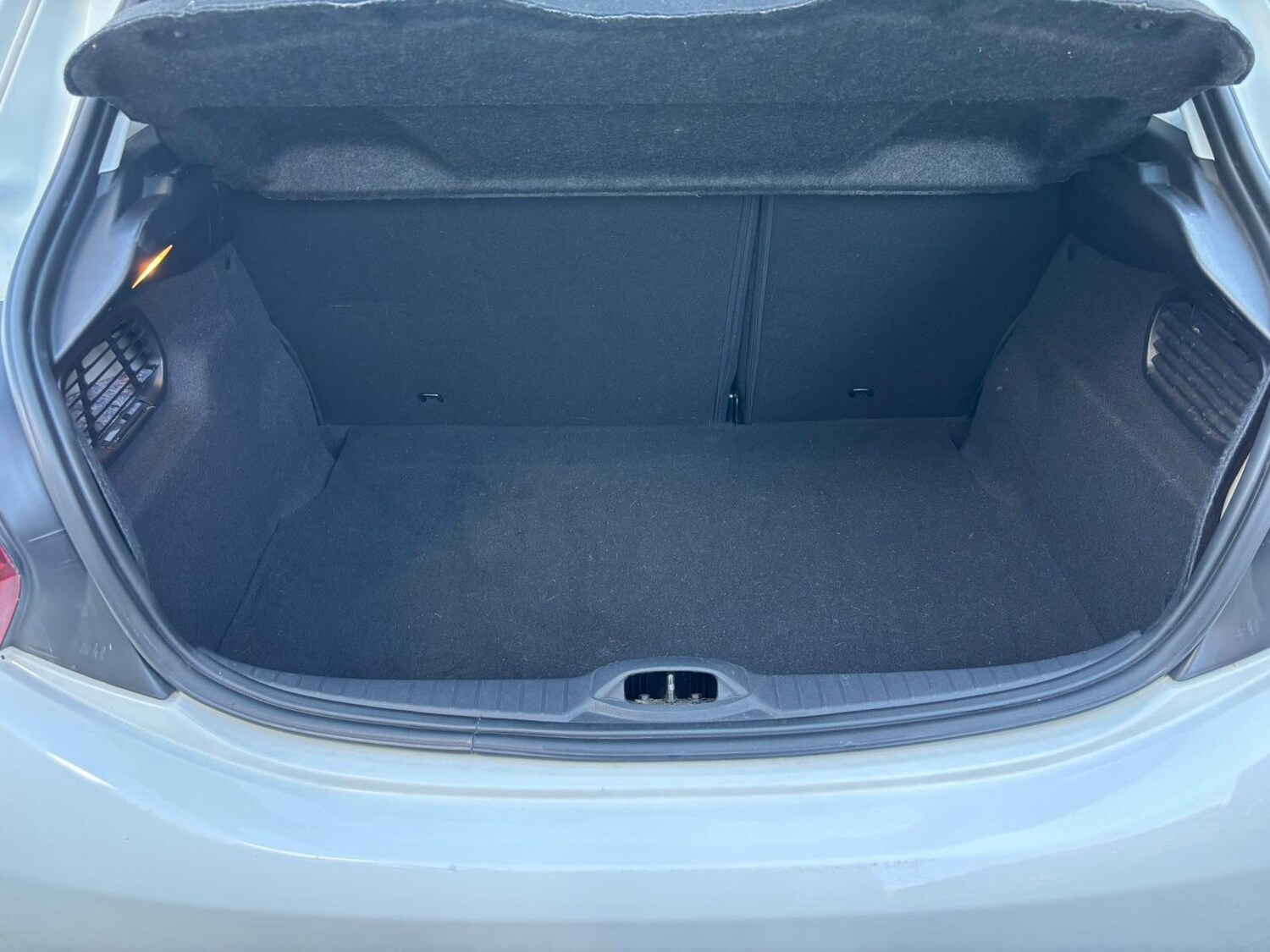 Used Peugeot 208 2016 for sale - 78157855: Photo 51