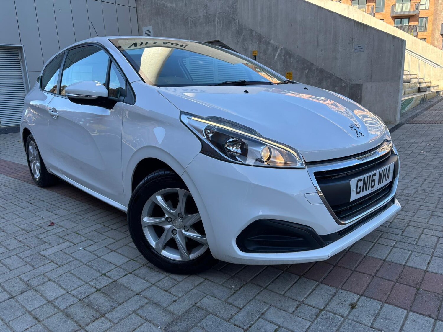 Used Peugeot 208 2016 for sale - 78157855: Photo 8