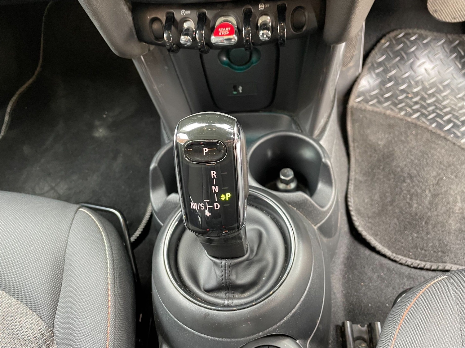 Used MINI Hatch 2021 for sale - 76992923: Photo 19