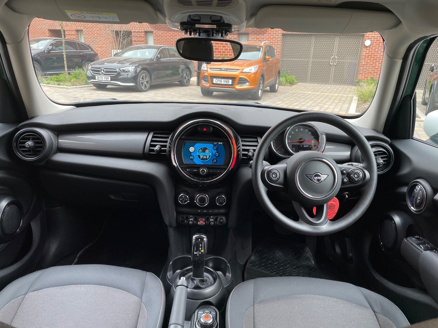 Used MINI Hatch 2021 for sale - 76992923: Photo 3