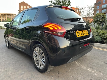 Used Peugeot 208 2018 for sale - 75494243: Photo