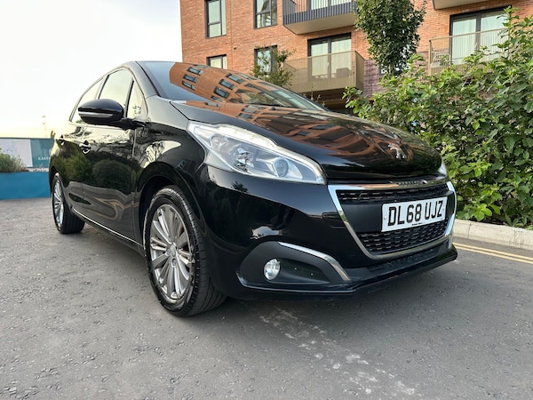 Used Peugeot 208 2018 for sale - 75494243: Photo 9