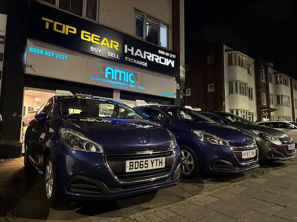 Used Peugeot 208 2017 for sale - 76240176: Photo 13