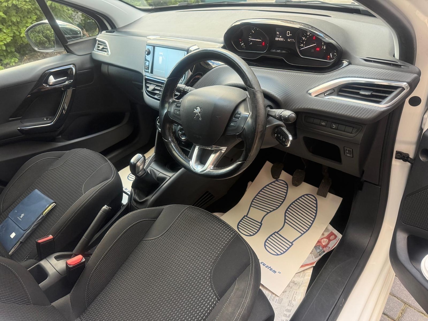 Used Peugeot 208 2017 for sale - 76240176: Photo 16