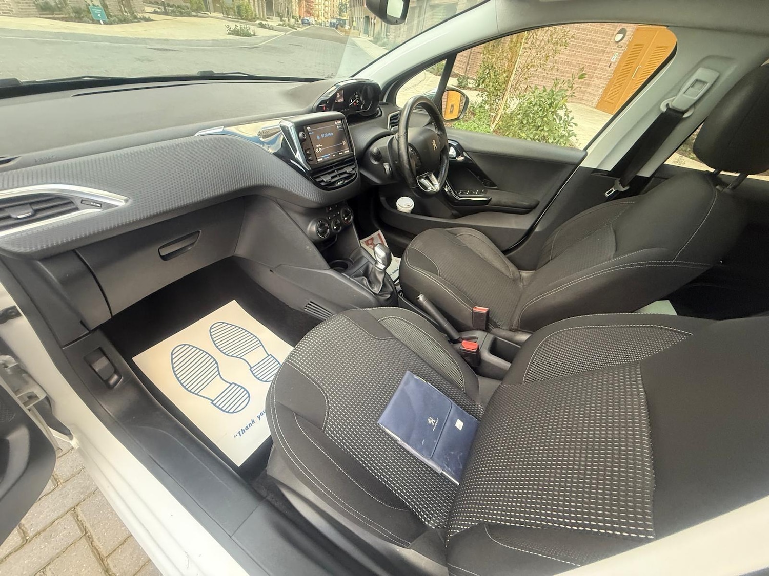 Used Peugeot 208 2017 for sale - 76240176: Photo 19