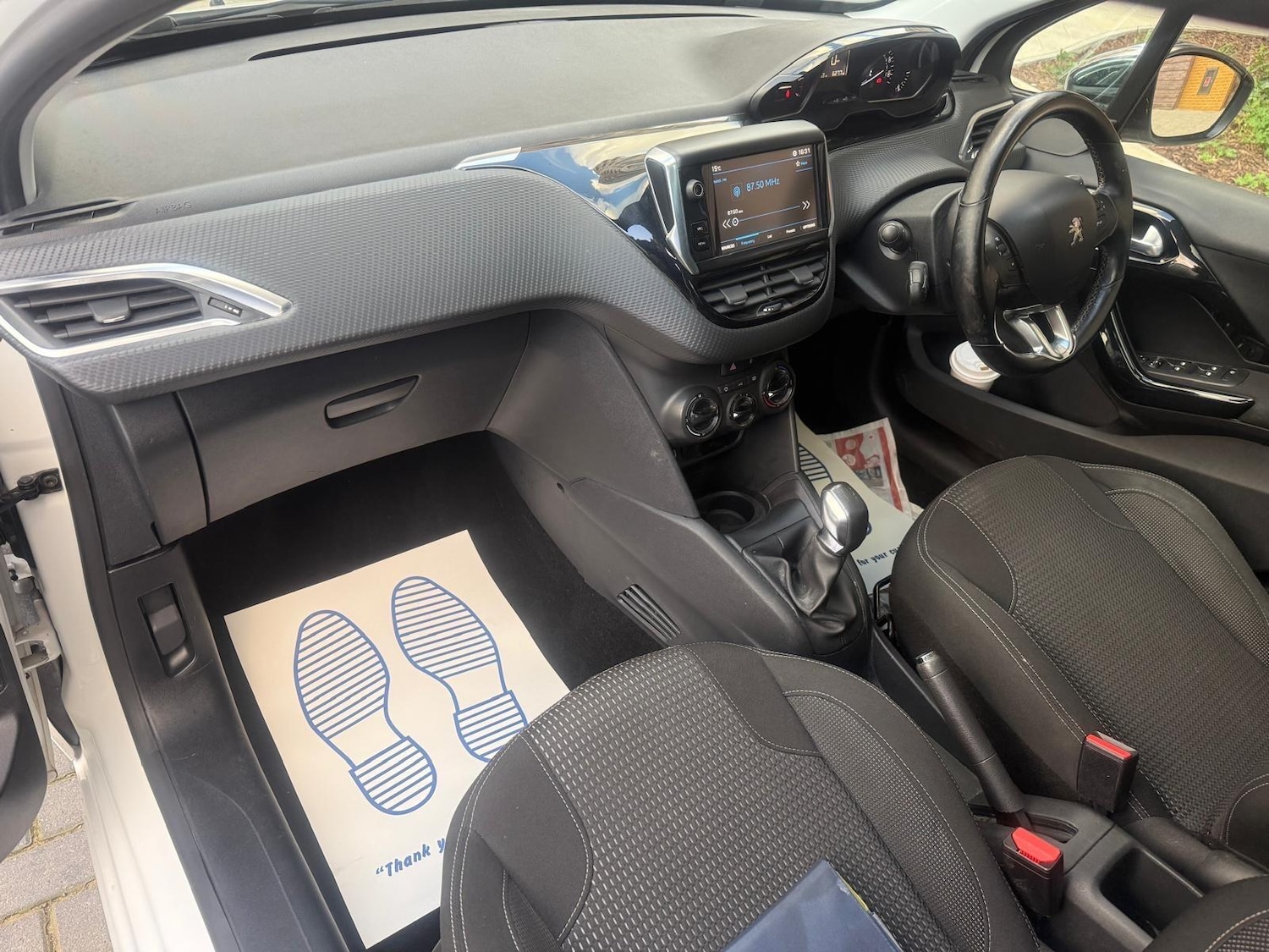 Used Peugeot 208 2017 for sale - 76240176: Photo 3