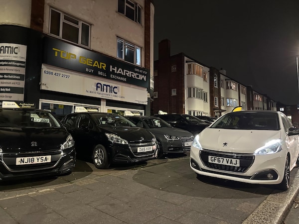Used Peugeot 208 2017 for sale - 76240176: Photo 5
